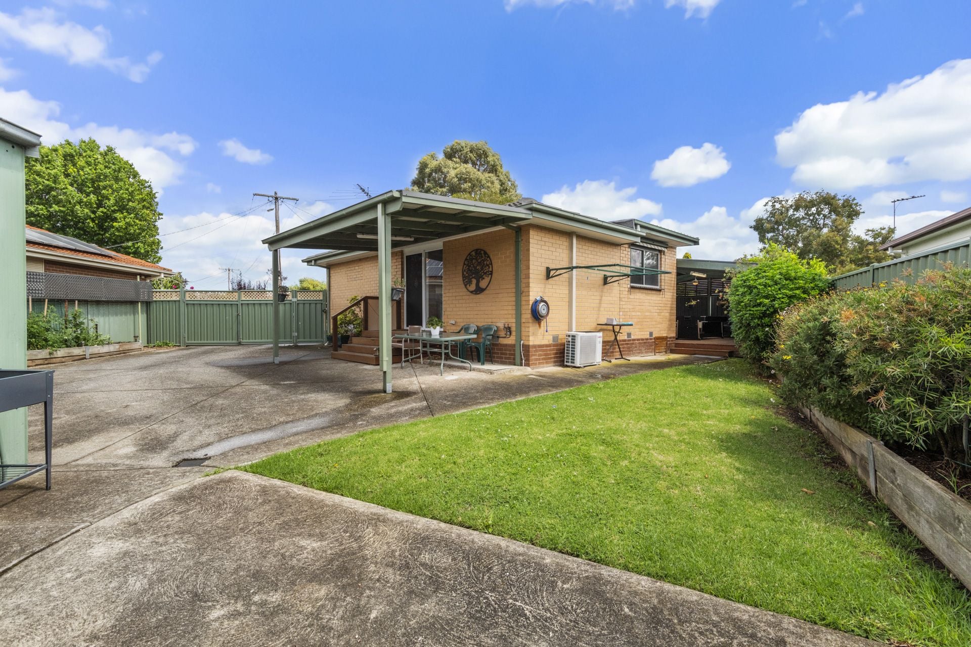 GREAT HOME IN A GREAT LOCATION