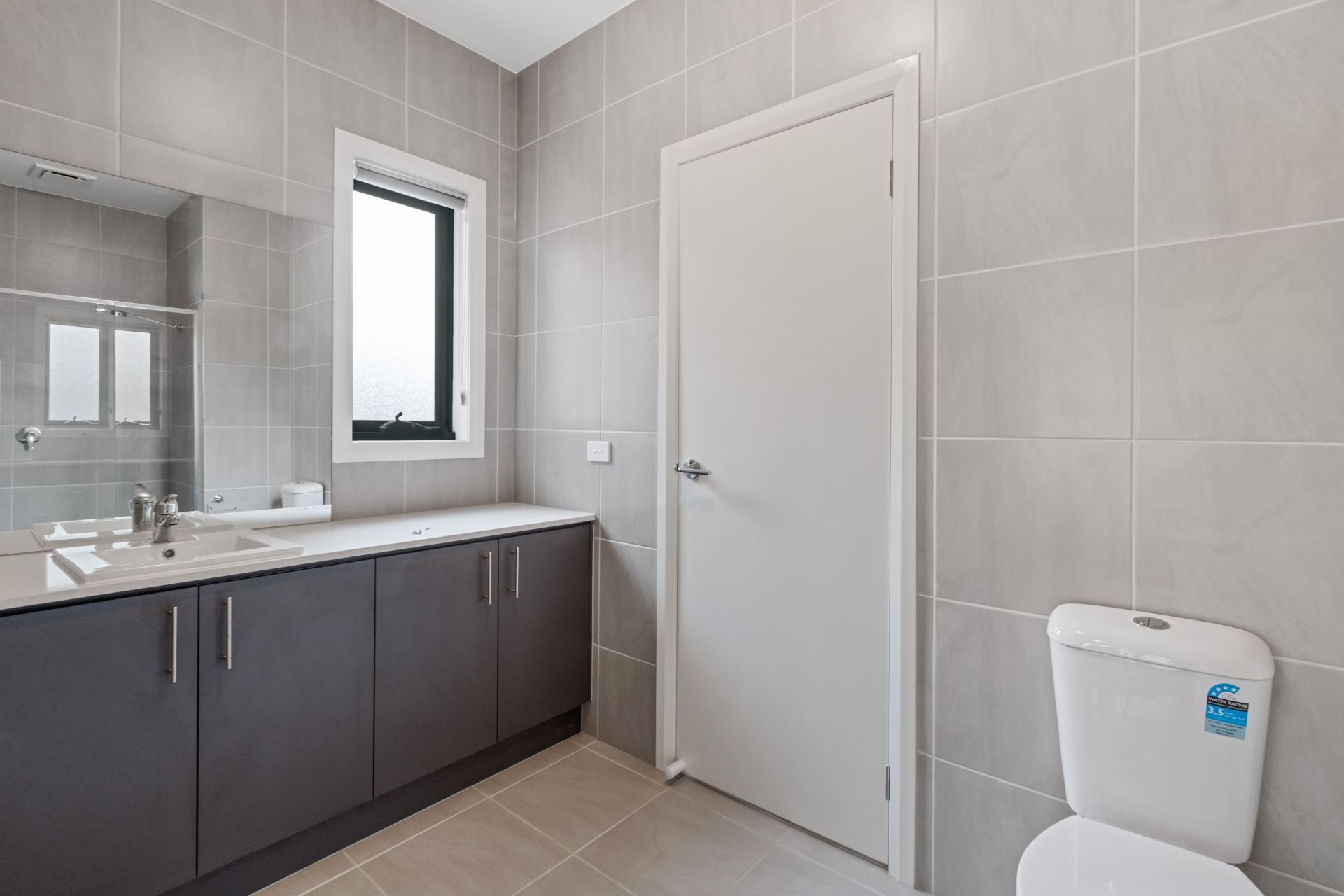 BRAND NEW THREE BEDROOM MODERN LIVING
