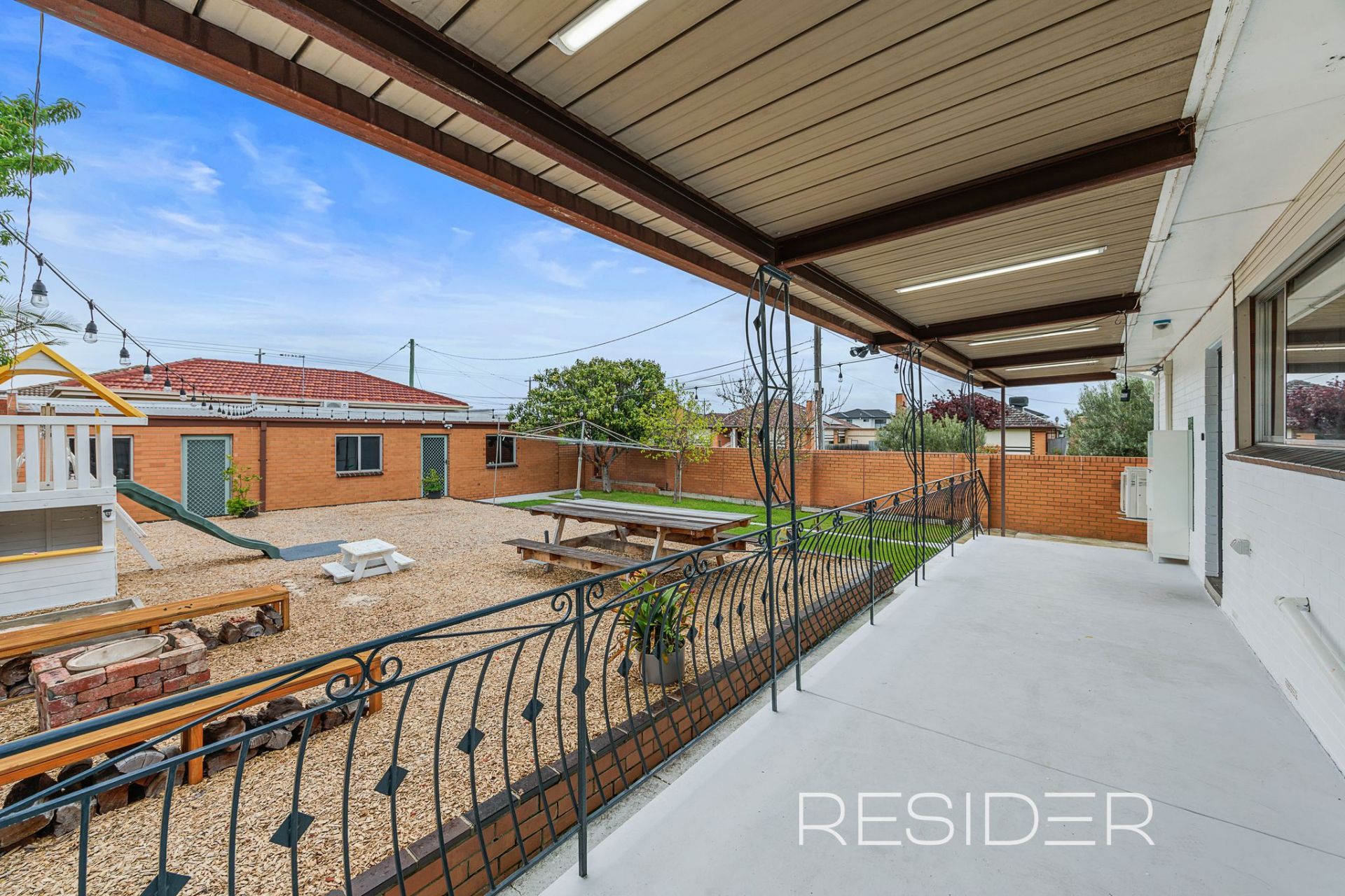 1 Waratah Street, Thomastown Resider Real Estate