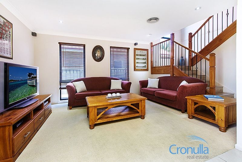57 Captain Cook Drive, Kurnell - Thumbnail 2