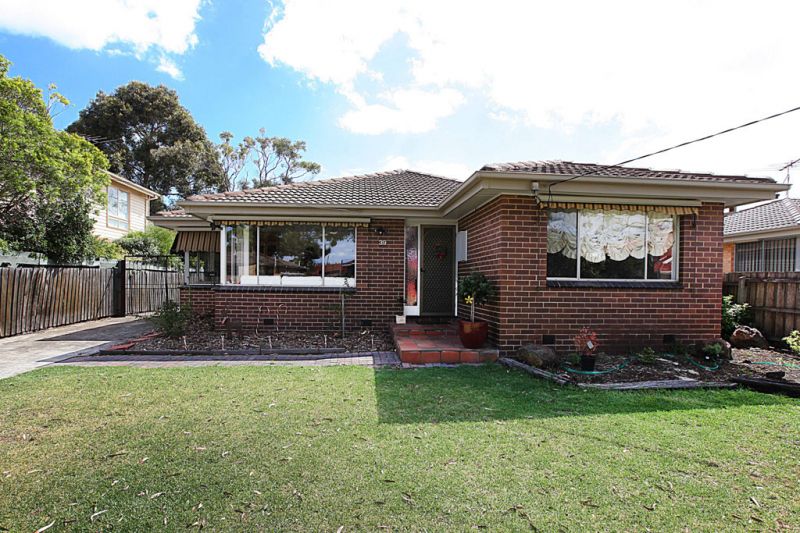 39 Mc Intyre Drive, Altona - Thumbnail 2