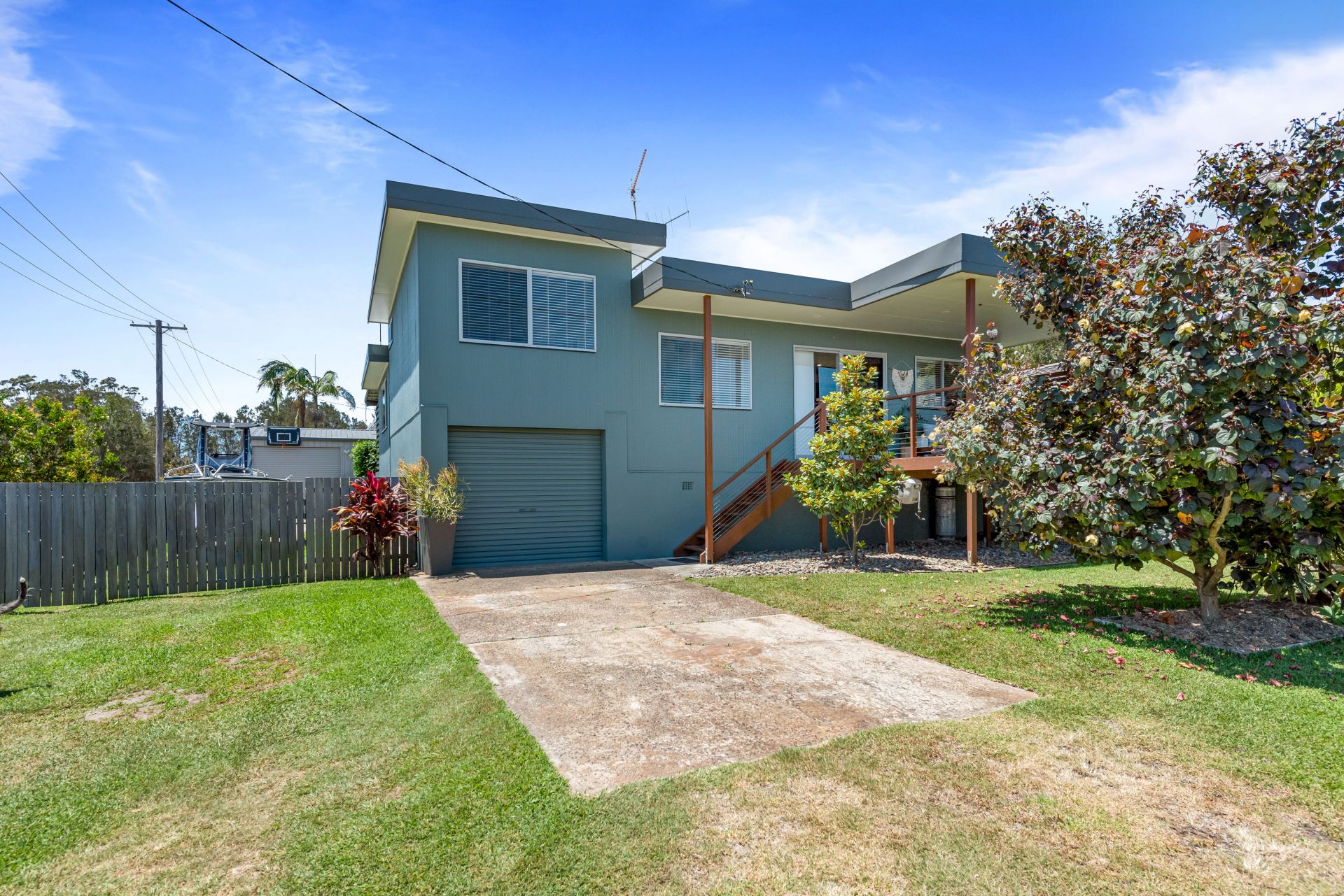 11 North Shore Drive, Port Macquarie HEM Real Estate