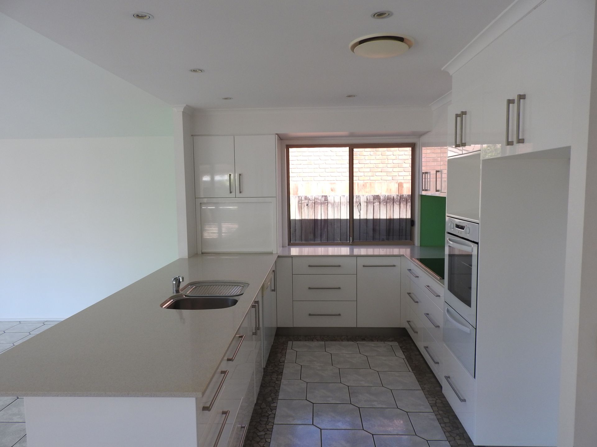 42 Summer Drive Maroochydore QLD, Maroochydore - Thumbnail 4