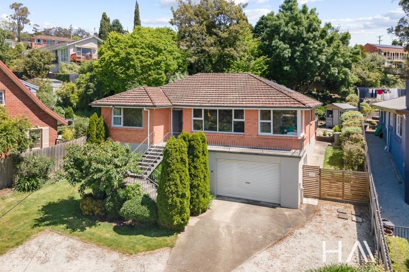 6 Reatta Road Trevallyn, Trevallyn - Thumbnail 2