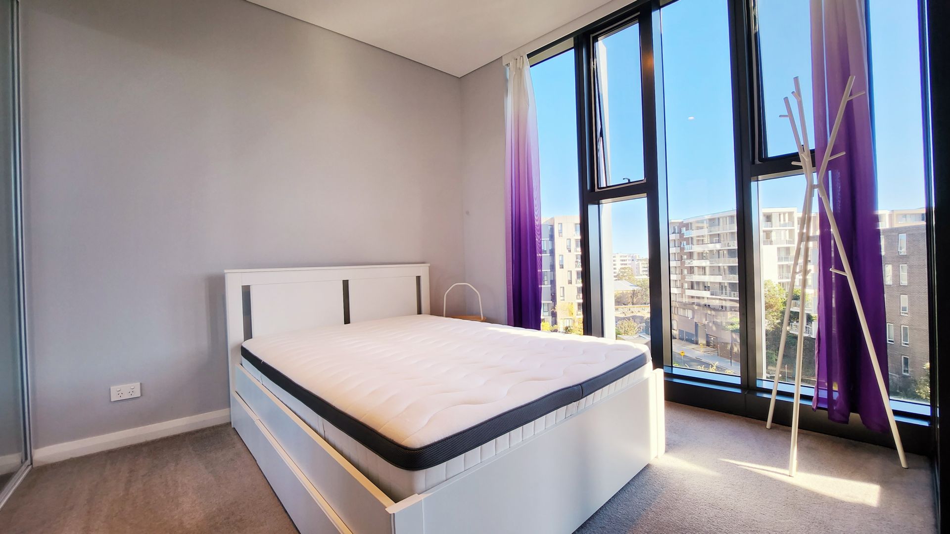 Real Estate For Lease 412/2 Waterways Street Wentworth Point , NSW