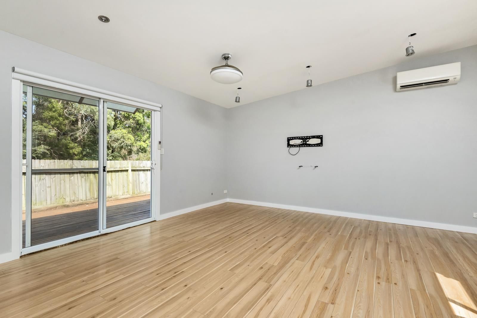 Real Estate For Lease 235B Fisher Road North Cromer , NSW