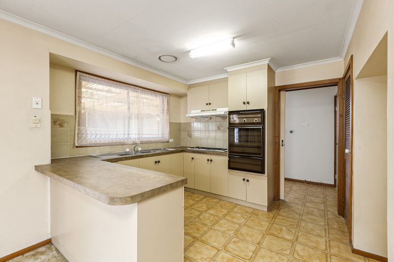 80 Grace St Sth, Altona Meadows - Thumbnail 4