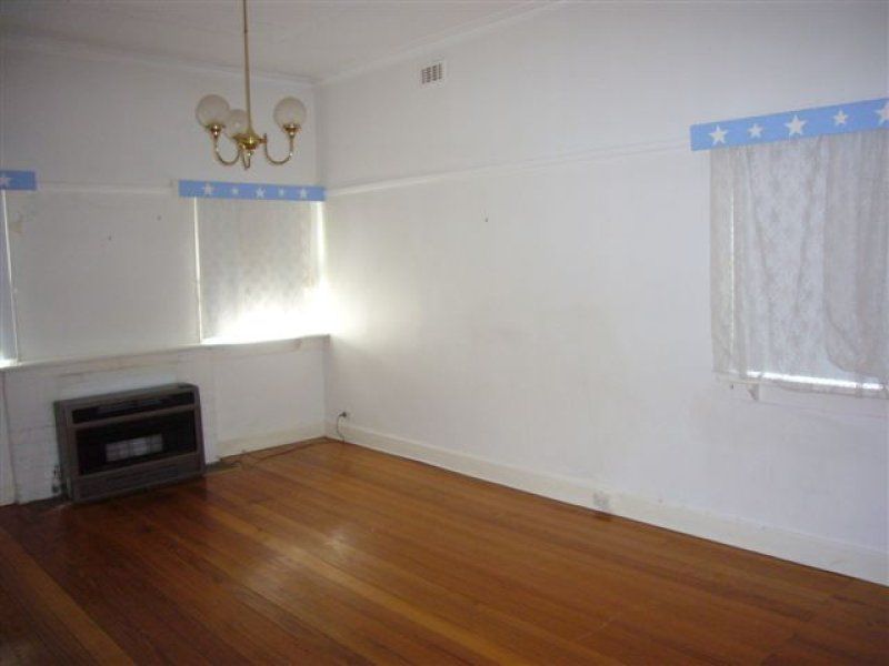 28 Station Street, Seaholme - Thumbnail 4