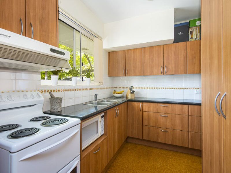 2/8 Westleigh Street NEUTRAL BAY NSW, Bay - Thumbnail 2