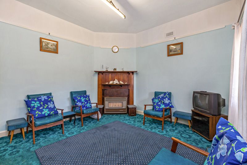 63 Clive Street, West Footscray - Thumbnail 5