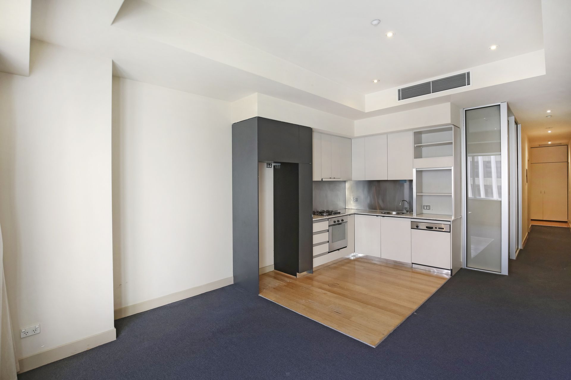 801/233 Collins Street, Melbourne - Thumbnail 4