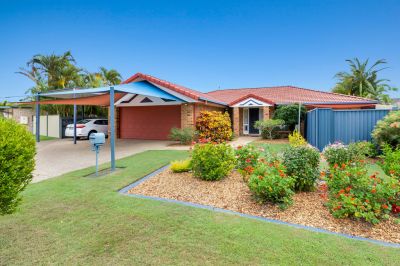 One Level. Cul-de-sac location. Full Size Caravan Area.