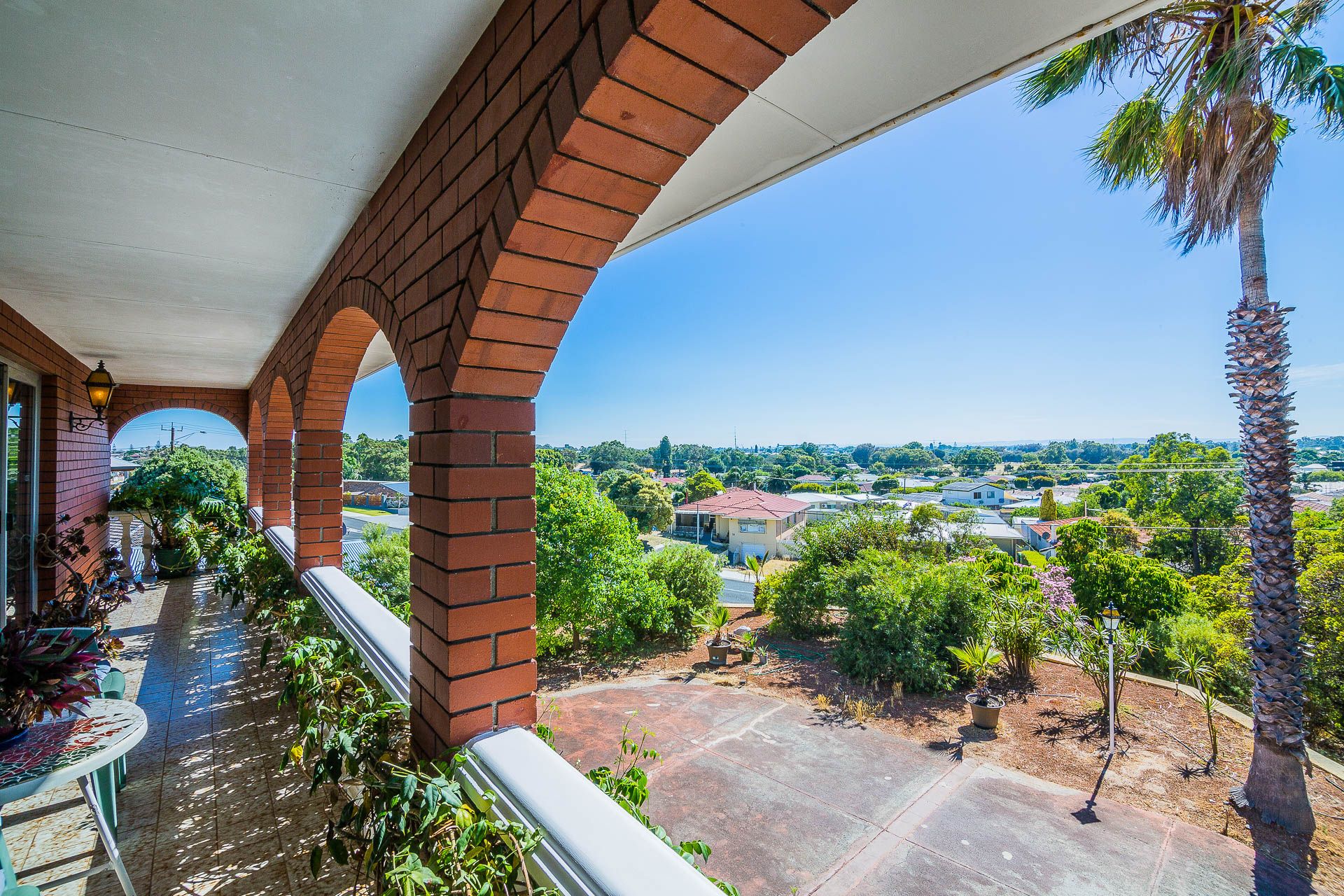 67 Hoylake Avenue South Bunbury , WA