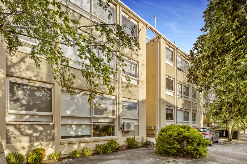 12/1 Celeste Court, St Kilda East - Thumbnail 5