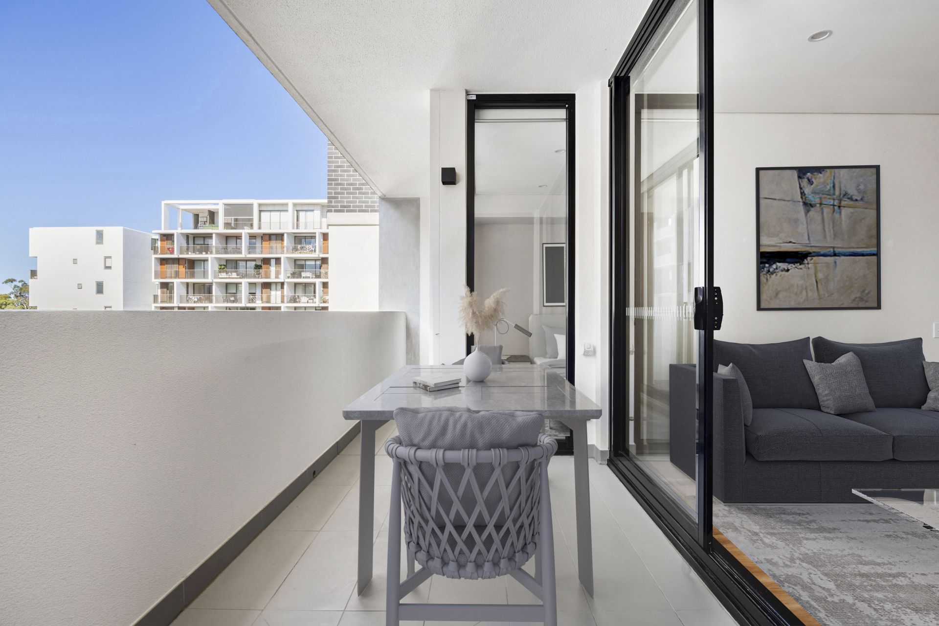 305/1 Pinnacle Street, Miranda, Miranda - Thumbnail 3