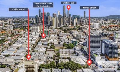 UNIQUE FREESTANDING OFFICE/SHOWROOM!