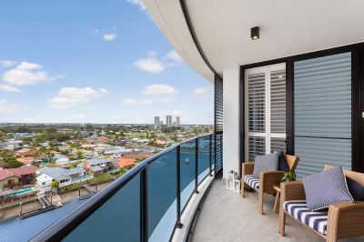 Biggera Waters 4901/5 Harbour Side Court