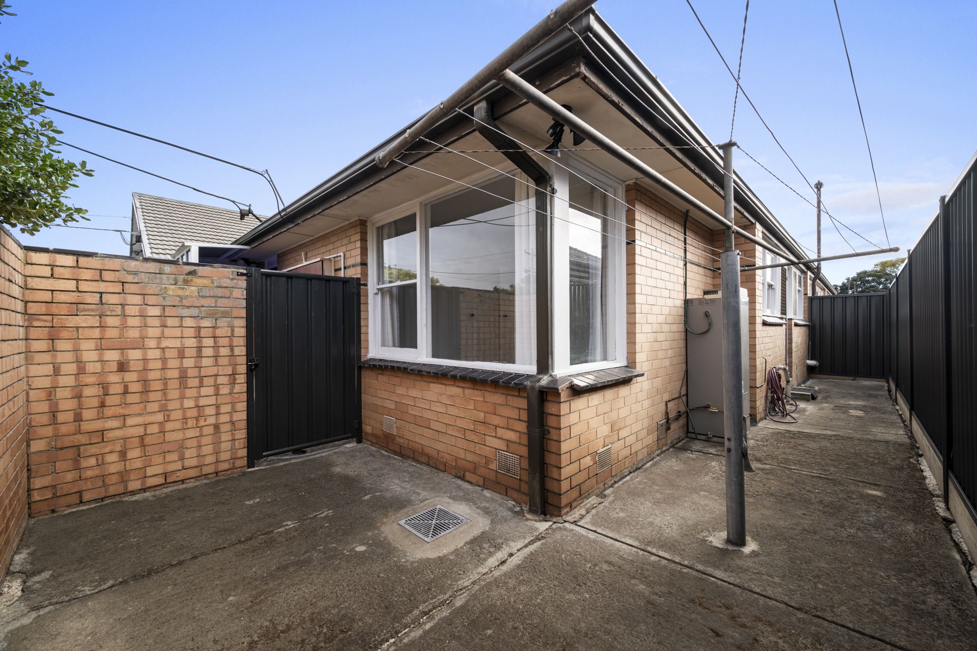 Freshly Updated Unit in a Prime Reservoir Location