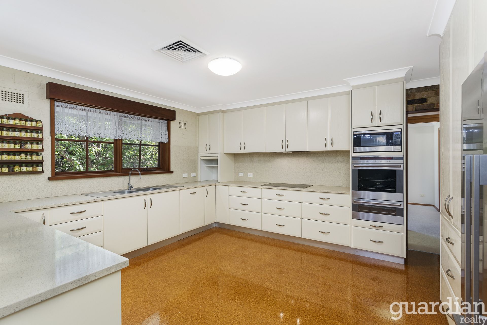 14 Range Road West Pennant Hills NSW, West Pennant Hills - Thumbnail 3