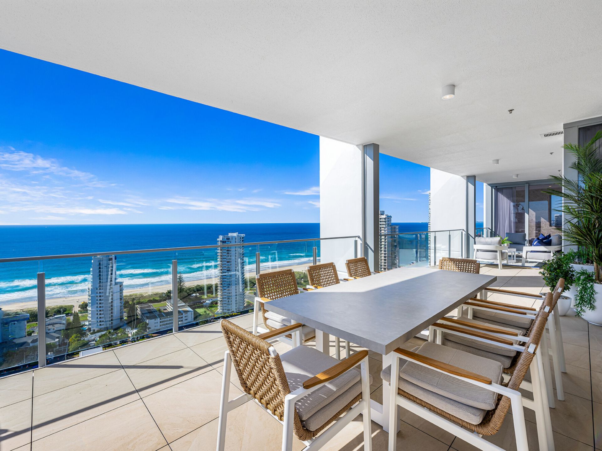 2401/122 Surf Parade, BROADBEACH Tolemy Stevens
