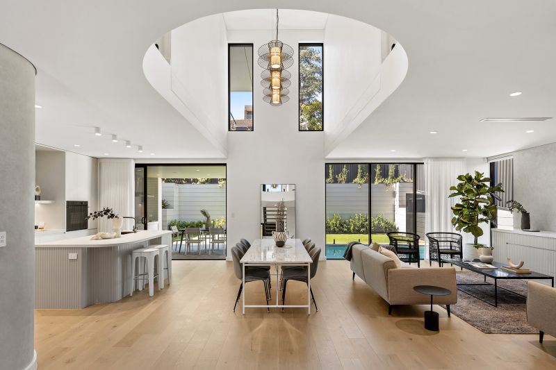 Real Estate For Sale 54 The Glen Road Bardwell Valley , NSW