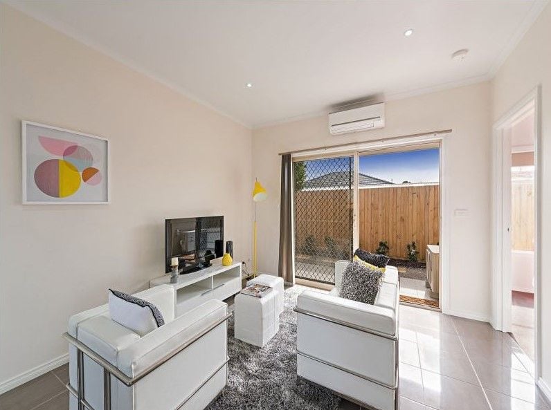 Modern 2 bedroom villa in prime location!
