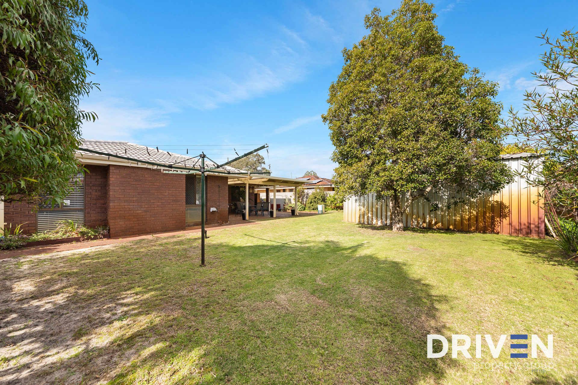 Real Estate For Sale 51 Glencairn Way Parkwood , WA