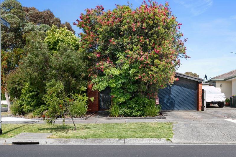 43 Hawkes Drive, Mill Park