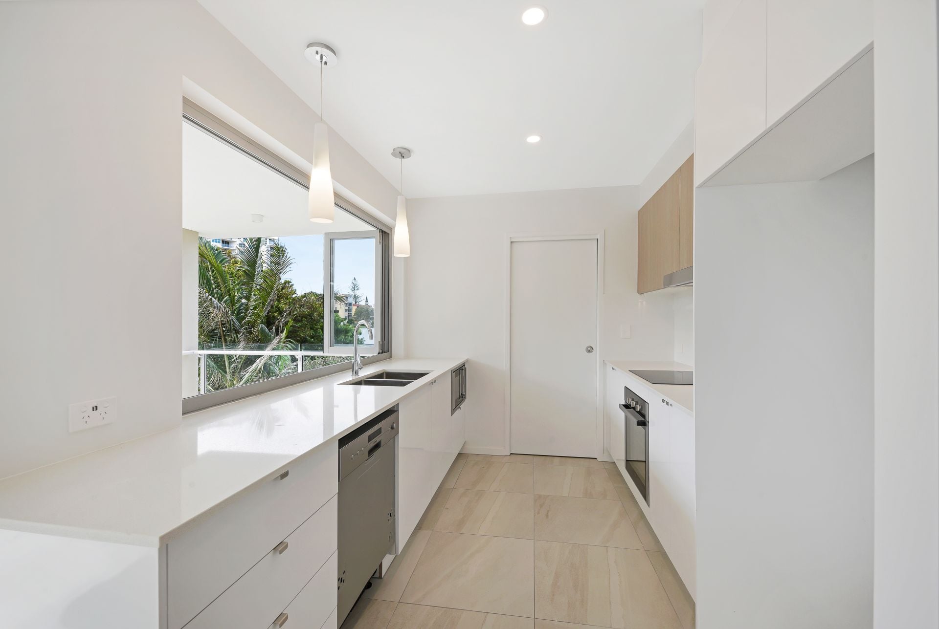 1/15 Saltair Street Kings Beach QLD, Kings Beach - Thumbnail 6