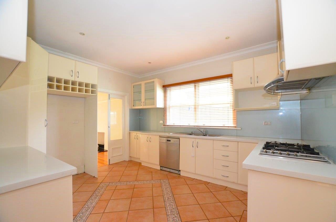 27 Suffolk Street West Footscray VIC, West Footscray - Thumbnail 7
