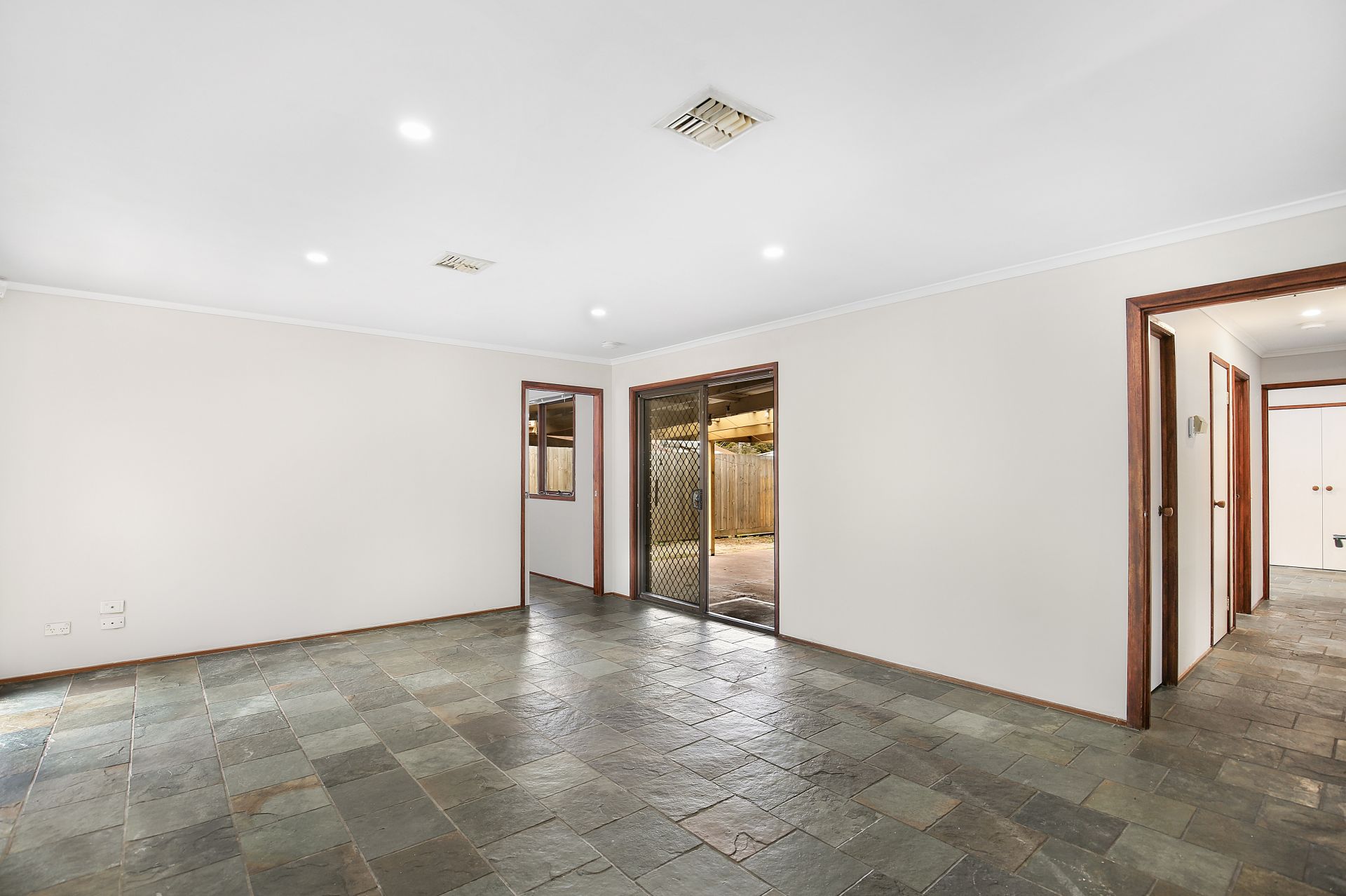 Spacious 4 bedroom Home!