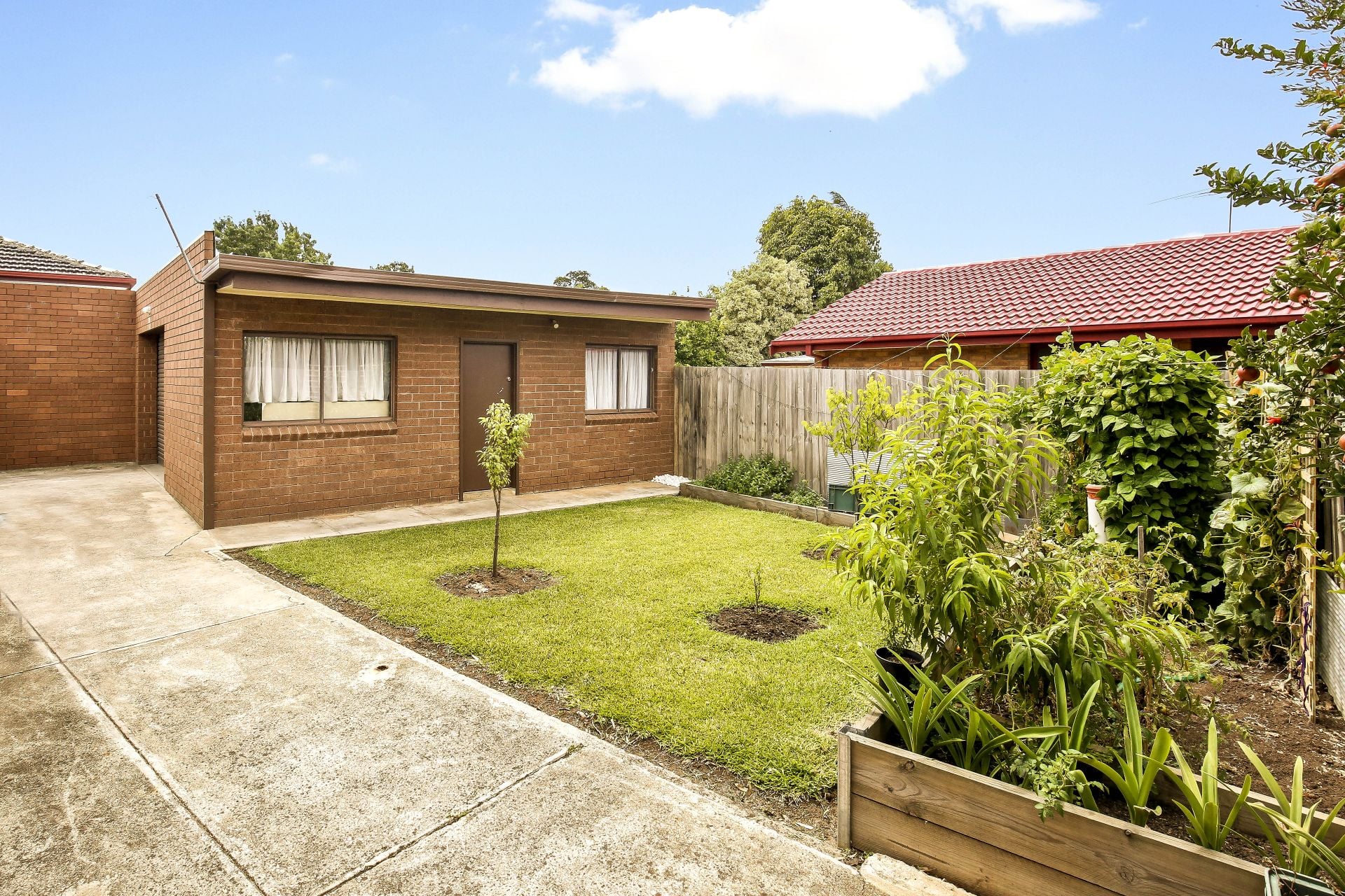 Perfectly Presented, Meticulously Maintained