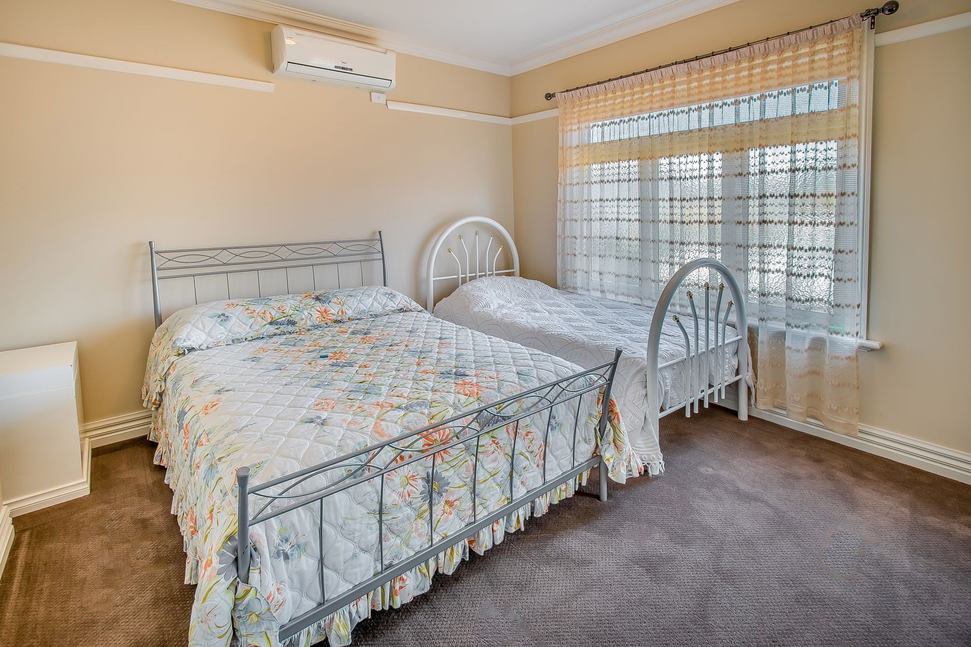 Enticing Low-Maintenance Lifestyle