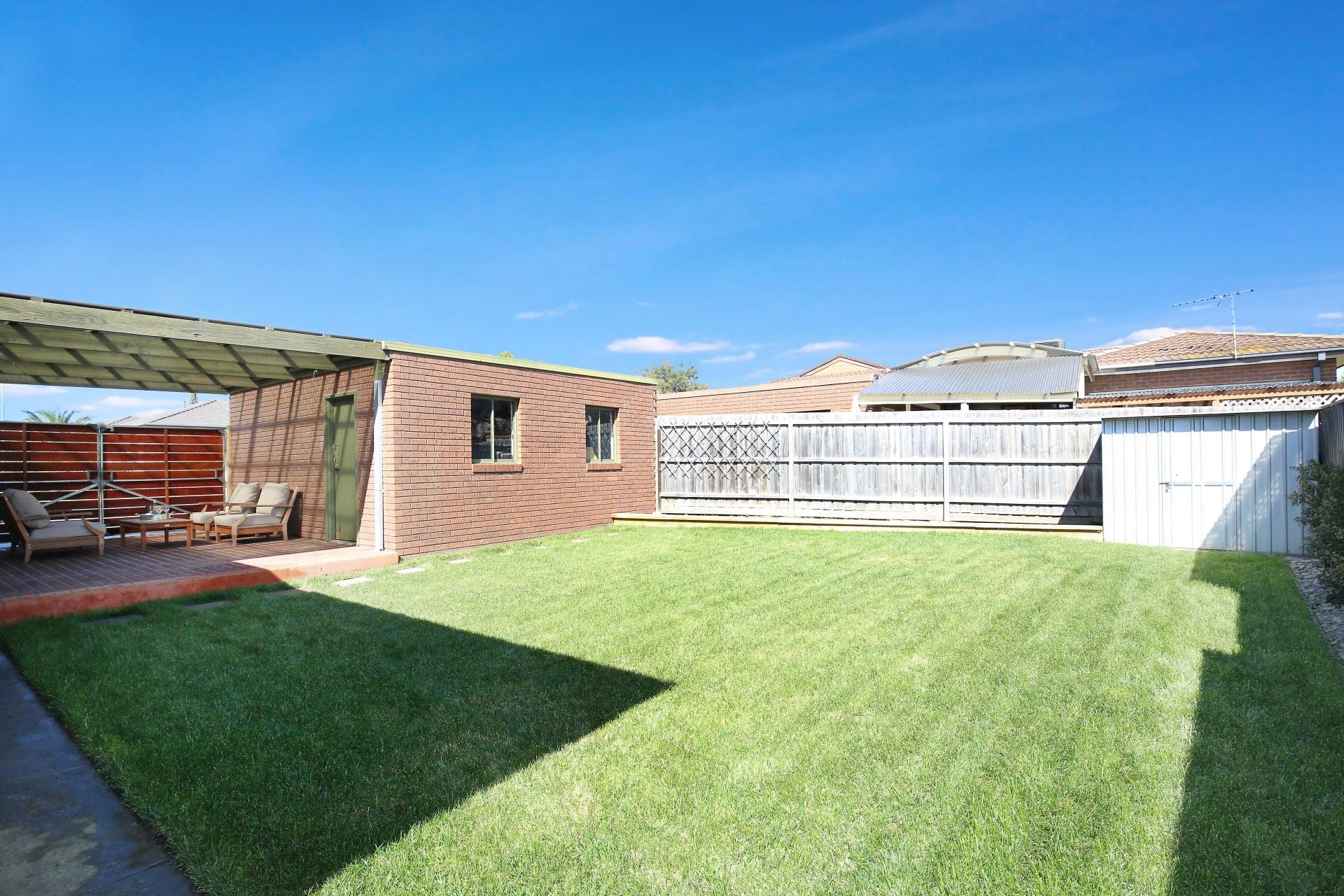 MODERN LIVING IN PRIME LOCATION
