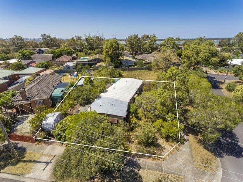 4 Knox Drive BARWON HEADS VIC, Barwon Heads - Thumbnail 2