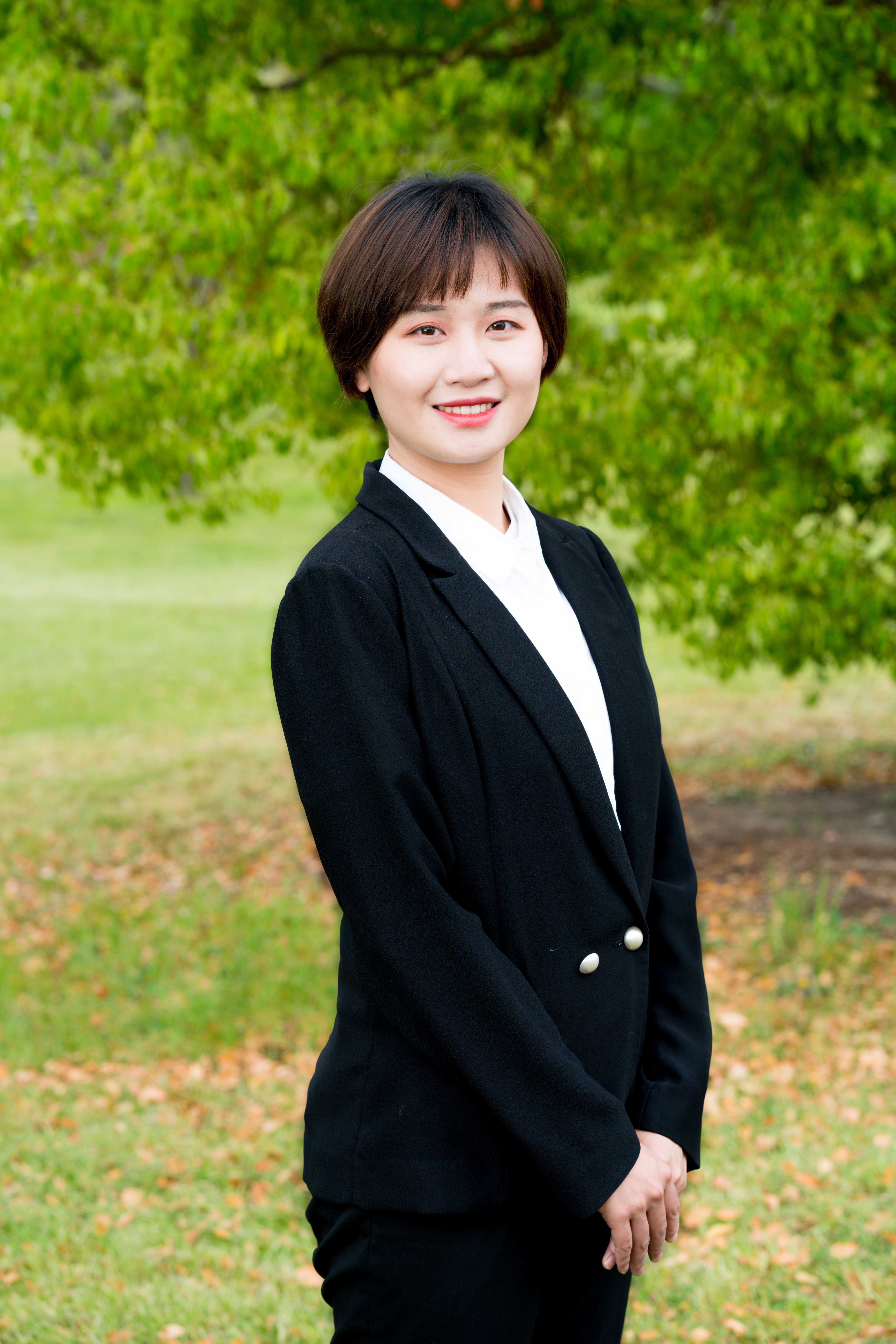 Renata Xiang Real Estate Agent