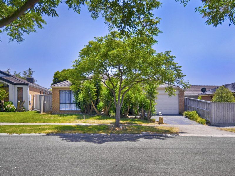 9 Stonecrop Crescent SOUTH MORANG, South Morang - Thumbnail 2