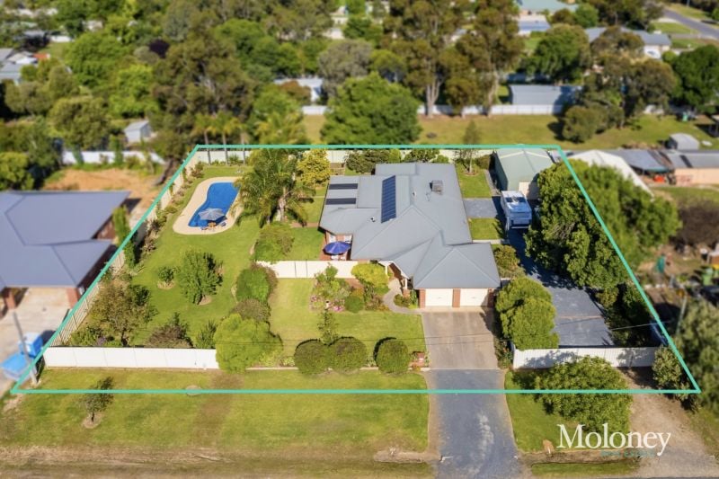 Real Estate For Sale 56 Townsend Street Howlong , NSW