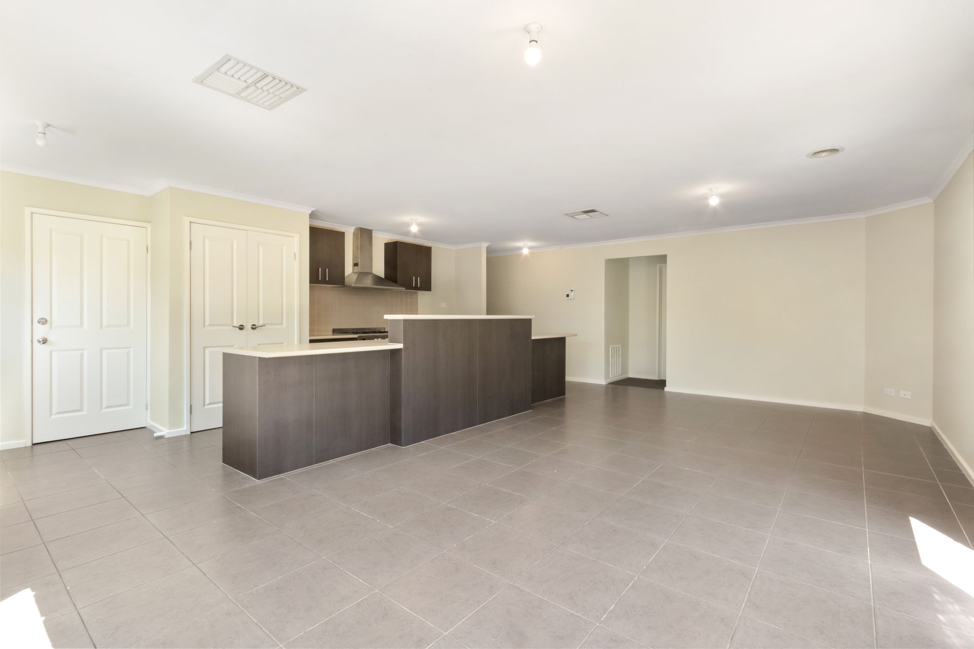 FABULOUS FOUR BEDROOM FAMILY HOME