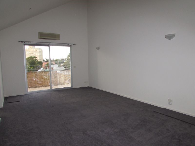 206/126 Carlisle Street, St Kilda East