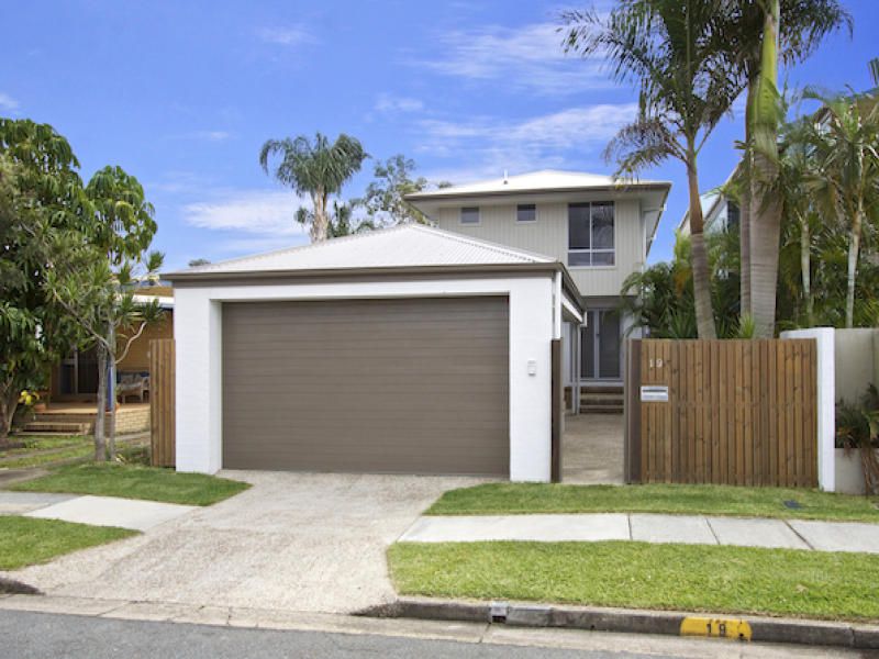 19 Twenty Seventh Avenue PALM BEACH QLD, Palm Beach - Thumbnail 8