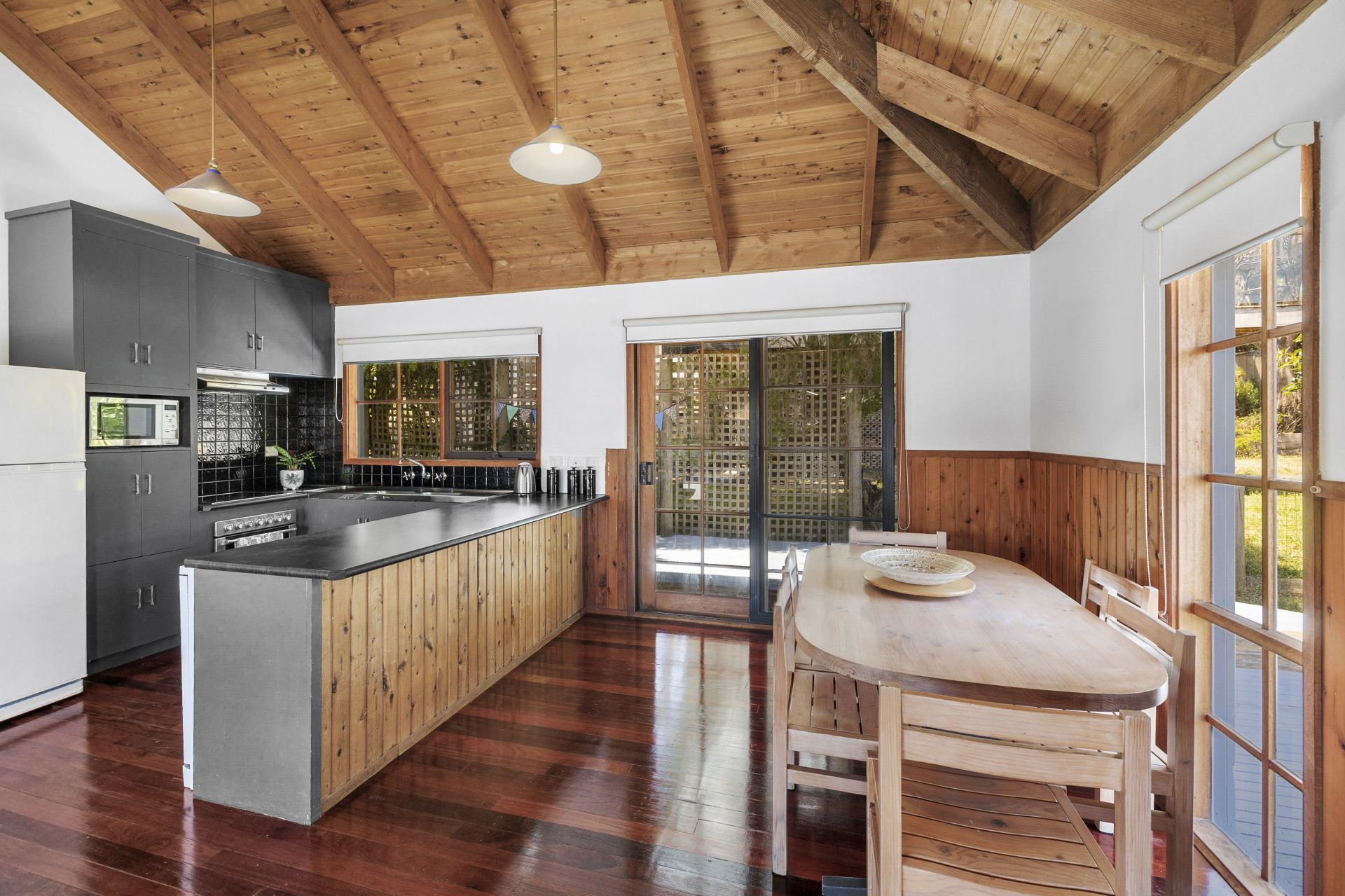 51 Aireys Street, Aireys Inlet - Thumbnail 5