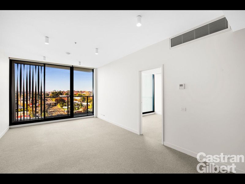 811/1 Clara Street, South Yarra - Thumbnail 4