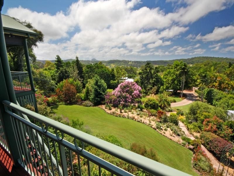 40 Celestine Place ROSEMOUNT QLD, Rosemount - Thumbnail 4