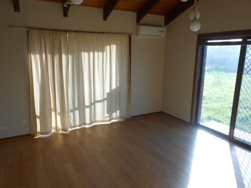 GREAT LOCATION, GREAT PRICE !!! **
