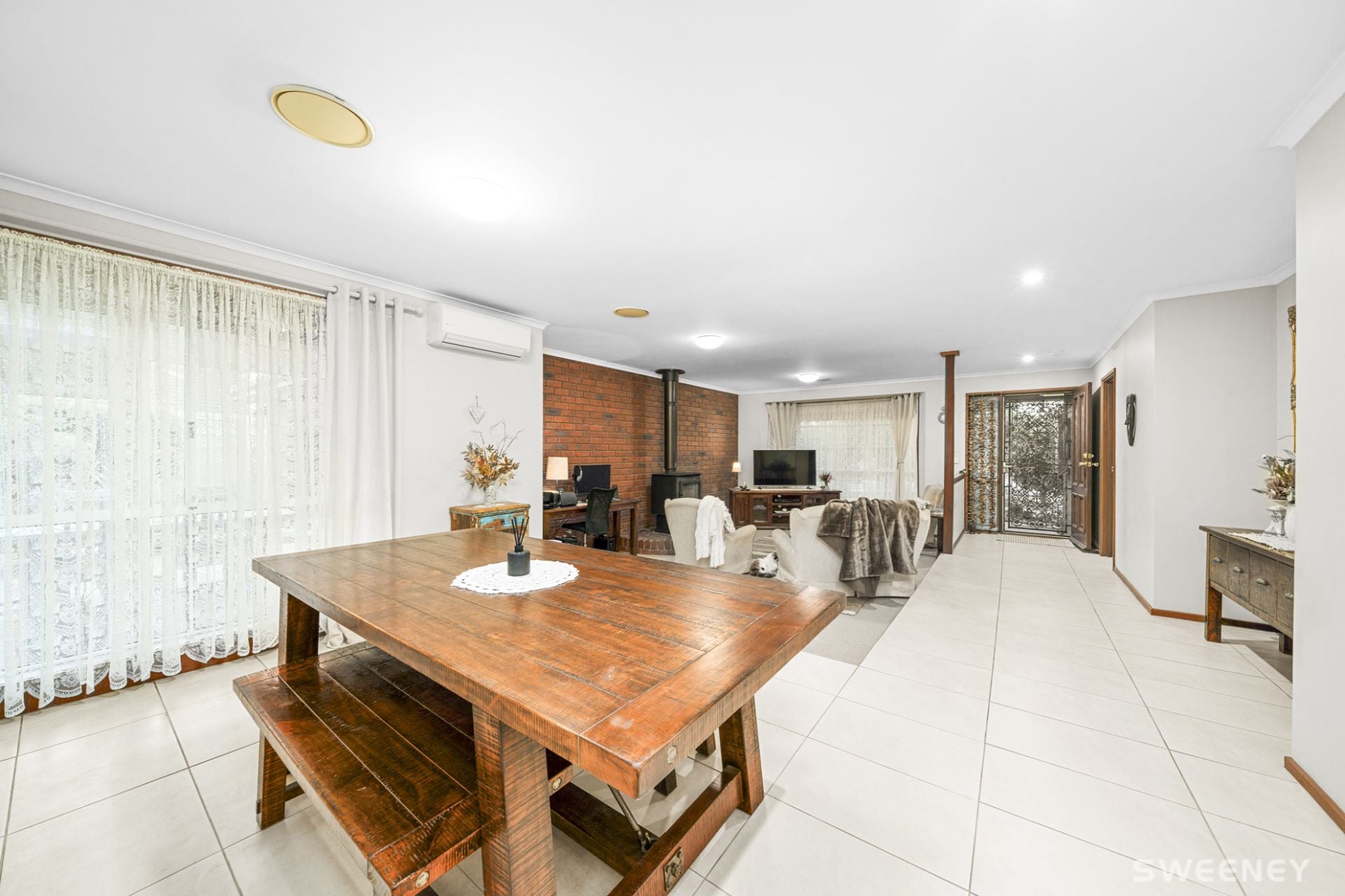 13 Cheasley Place, Altona Meadows - Thumbnail 4