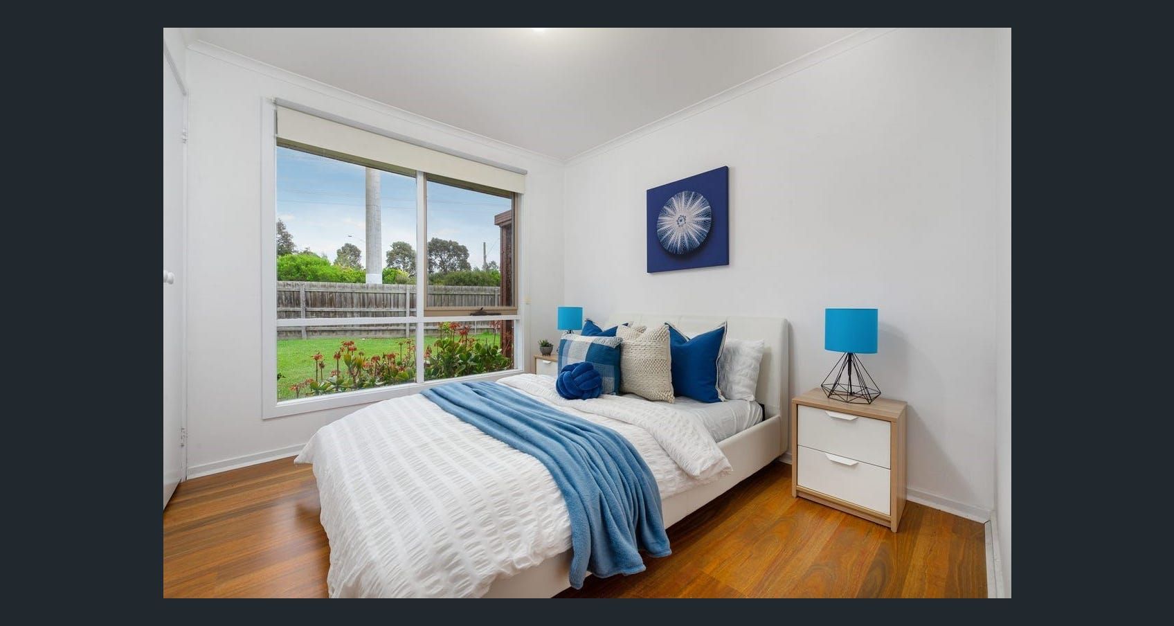 Spacious Unit In Prime Location!