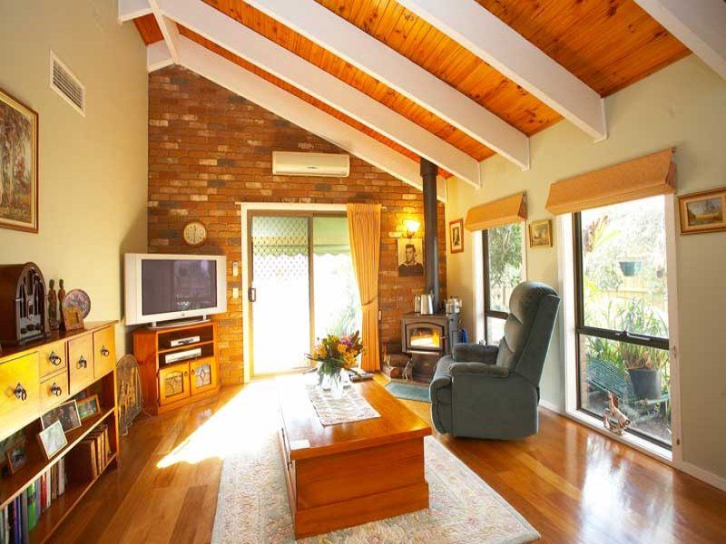 7 Kurrajong Drive, Altona Meadows - Thumbnail 3