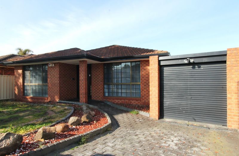 12 Nevern Court, Mill Park