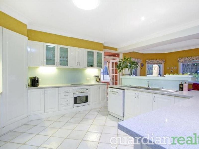 34 Roslyn Place, Cherrybrook - Thumbnail 4
